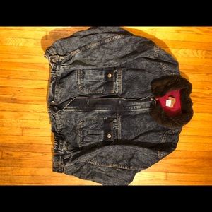 Vintage Levi’s denim jacket